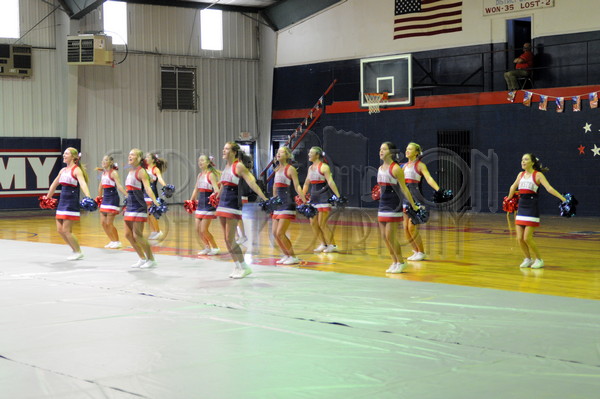 8-28 WA Pep Rally 133.JPG - SCRIVENER D300